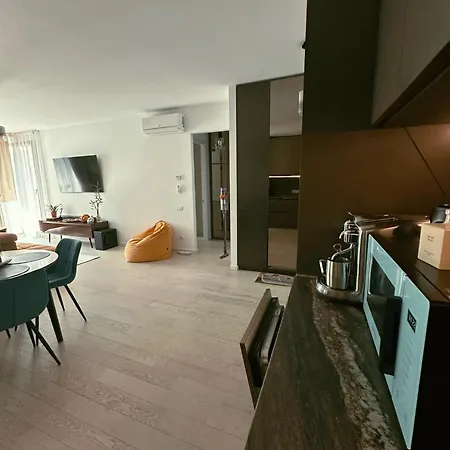 Herastrau Win No 4 Boekarest